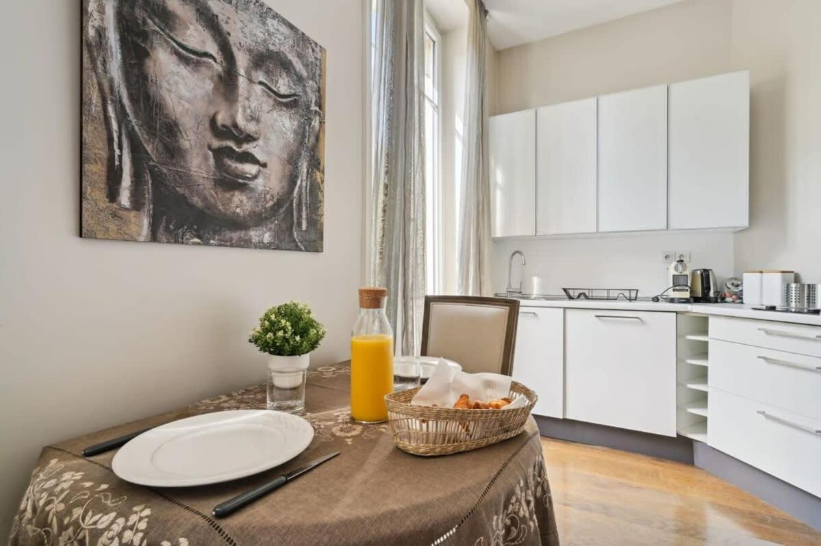 1Br Champs-Elysees - Cityapartmentstay ปารีส ภายนอก รูปภาพ